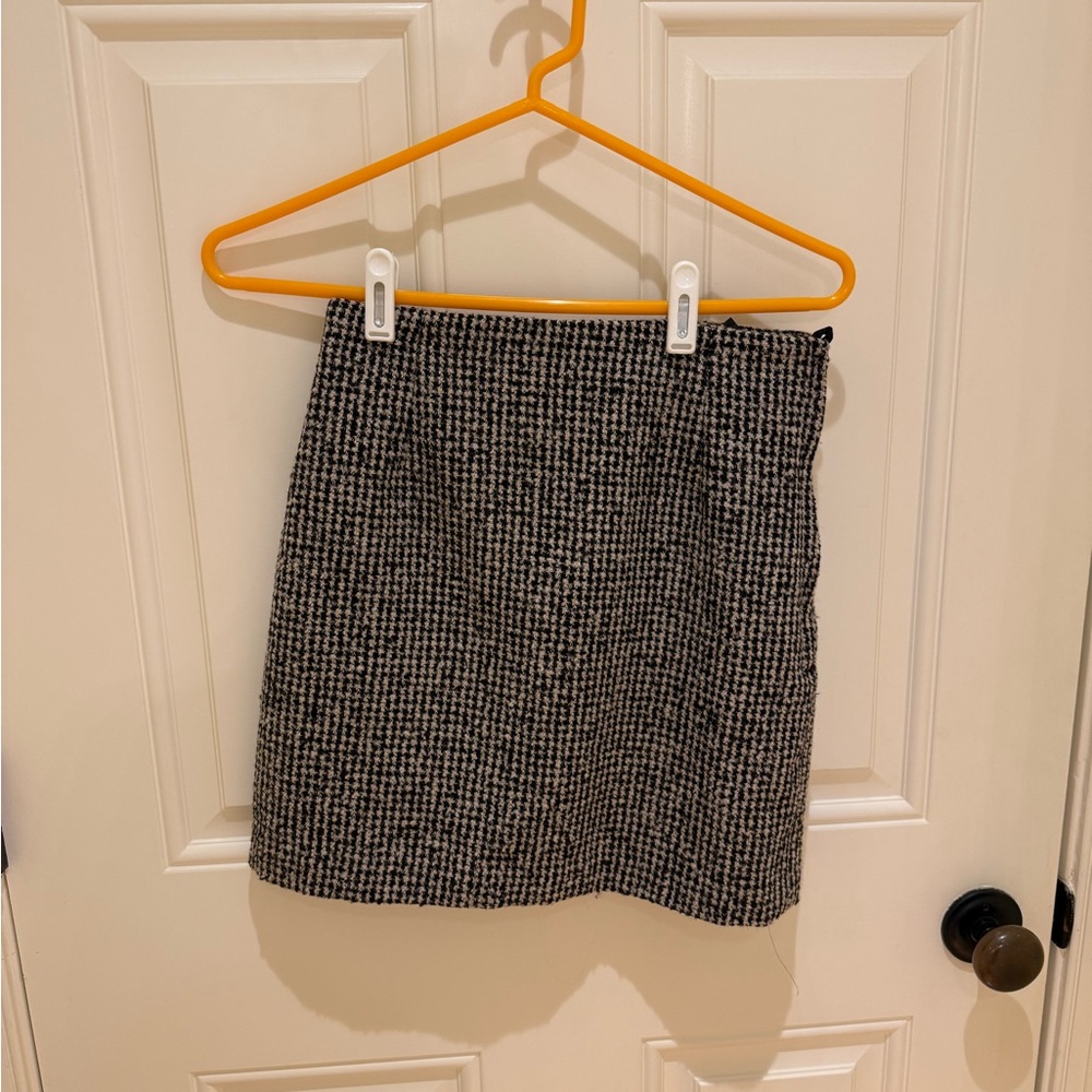 Houndstooth Mini Skirt